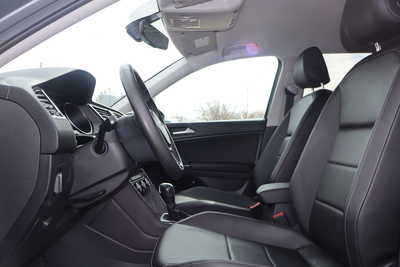 2020 Volkswagen Tiguan, $15995. Photo 5