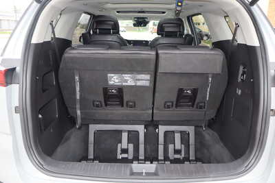2022 Kia Carnival, $26995. Photo 11