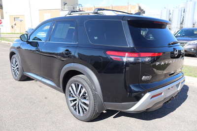2022 Nissan Pathfinder, $27995. Photo 4