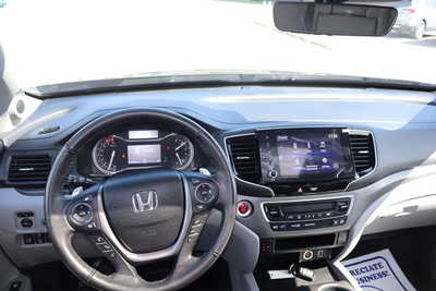 2023 Honda Ridgeline, $27995. Photo 7