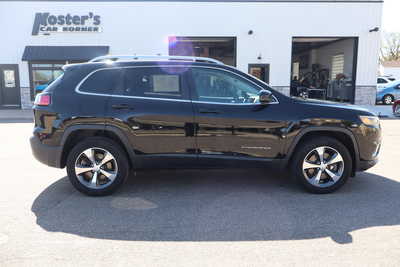 2019 Jeep Cherokee, $16995. Photo 9