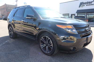 2014 Ford Explorer, $11995. Photo 2