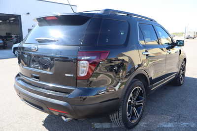 2014 Ford Explorer, $11995. Photo 3