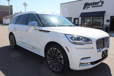 2022 Lincoln Aviator, $39995. Photo 2