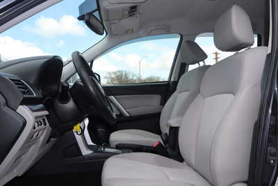 2016 Subaru Forester, $12995. Photo 5
