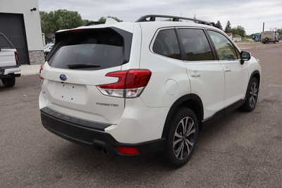 2023 Subaru Forester, $25500. Photo 3