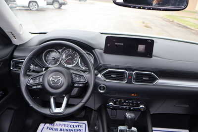 2024 Mazda CX-5, $22995. Photo 7