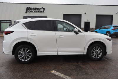 2024 Mazda CX-5, $22995. Photo 9