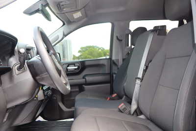 2020 Chevrolet 1500 Crew Cab, $23995. Photo 5