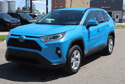 2020 Toyota RAV4, $24995. Photo 1