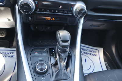 2020 Toyota RAV4, $24995. Photo 12
