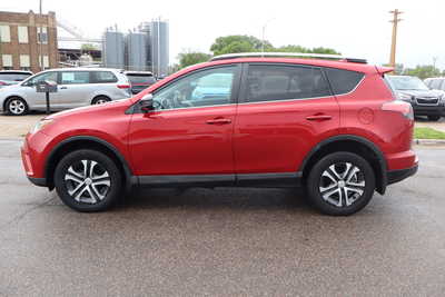 2017 Toyota RAV4, $15995. Photo 8