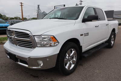 2018 RAM 1500 Crew Cab, $22500. Photo 1