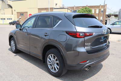2023 Mazda CX-5, $20500. Photo 4