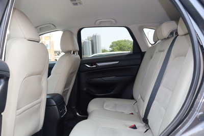 2023 Mazda CX-5, $20500. Photo 6