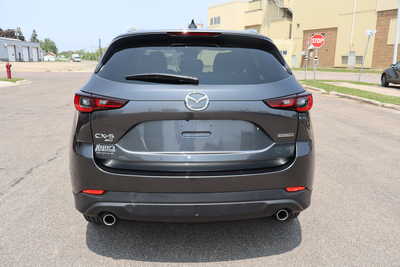 2023 Mazda CX-5, $20500. Photo 10