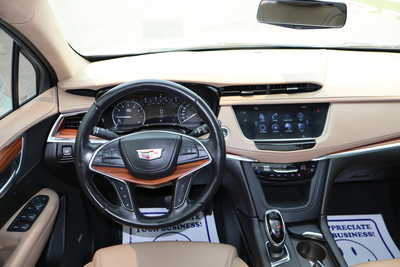 2019 Cadillac XT5, $24995. Photo 7