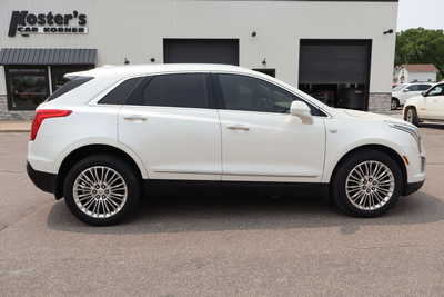 2019 Cadillac XT5, $24995. Photo 9