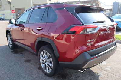 2022 Toyota RAV4, $29500. Photo 4