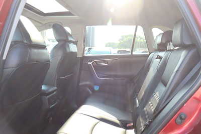 2022 Toyota RAV4, $29500. Photo 7