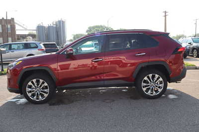 2022 Toyota RAV4, $29500. Photo 8