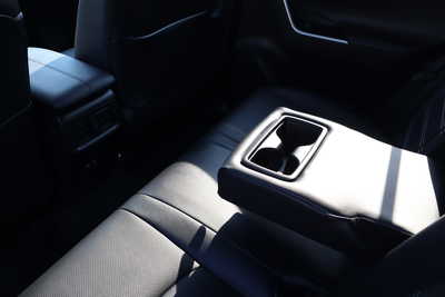 2022 Toyota RAV4, $29500. Photo 12
