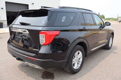 2023 Ford Explorer, $26900. Photo 3