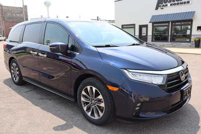 2021 Honda Odyssey, $25500. Photo 2