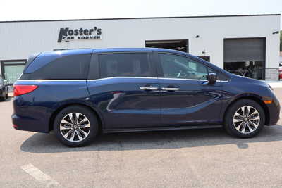 2021 Honda Odyssey, $25500. Photo 9
