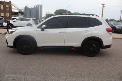 2019 Subaru Forester, $17500. Photo 8