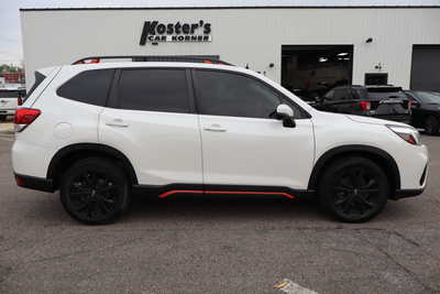 2019 Subaru Forester, $17500. Photo 9