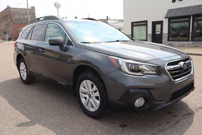 2018 Subaru Outback, $14995. Photo 2