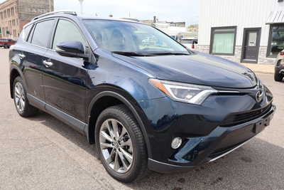 2017 Toyota RAV4, $19500. Photo 2