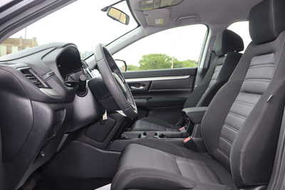 2018 Honda CR-V, $17500. Photo 5