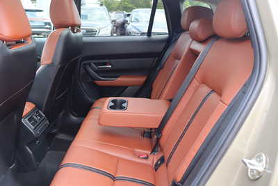 2025 Mazda CX-50, $30995. Photo 10