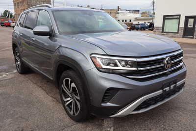 2021 Volkswagen Atlas, $22995. Photo 2