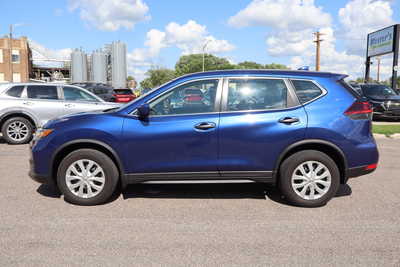 2018 Nissan Rogue, $13995. Photo 8