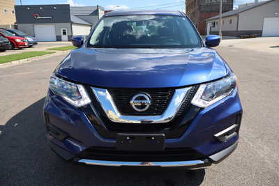 2018 Nissan Rogue, $13995. Photo 10