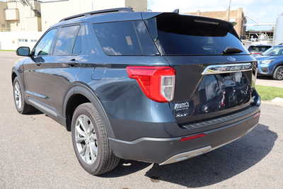 2022 Ford Explorer, $23995. Photo 4