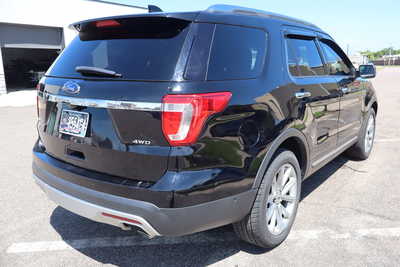 2017 Ford Explorer, $16500. Photo 3
