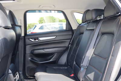 2021 Mazda CX-5, $18500. Photo 6