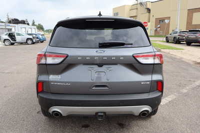 2022 Ford Escape, $19995. Photo 9