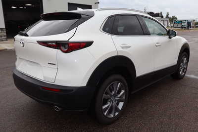 2025 Mazda CX-30, $25500. Photo 3