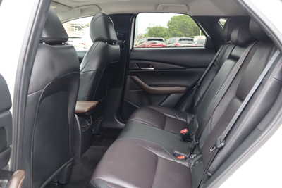 2025 Mazda CX-30, $25500. Photo 6