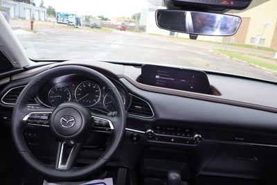 2025 Mazda CX-30, $25500. Photo 7