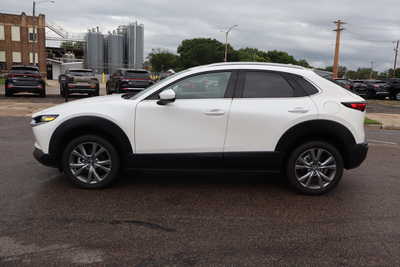 2025 Mazda CX-30, $25500. Photo 8
