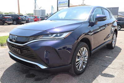 2021 Toyota Venza, $26995. Photo 1