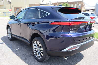 2021 Toyota Venza, $26995. Photo 4