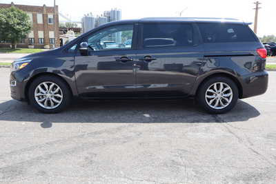 2019 Kia Sedona, $19995. Photo 8