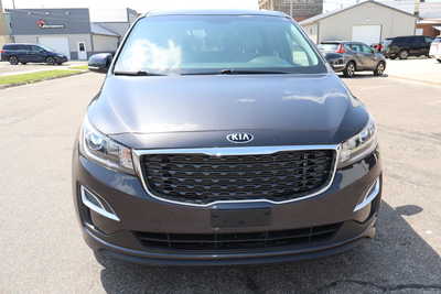 2019 Kia Sedona, $19995. Photo 11